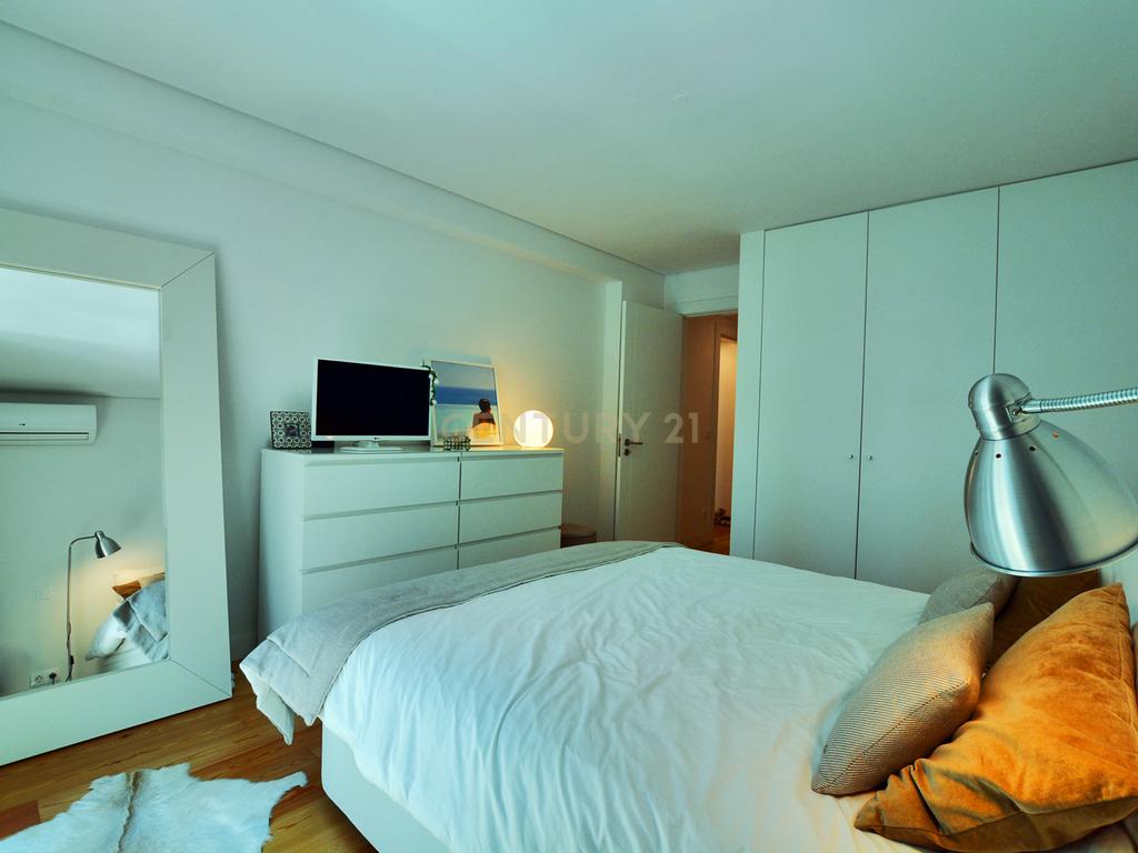 Apartamento T1 em Campo de Ourique, Rua Correia Teles - Image 22