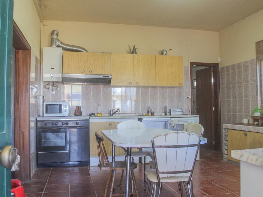 Quinta em Lirião, a 3 km de Castelo Branco junto ao Parque de Campismo - Image 2