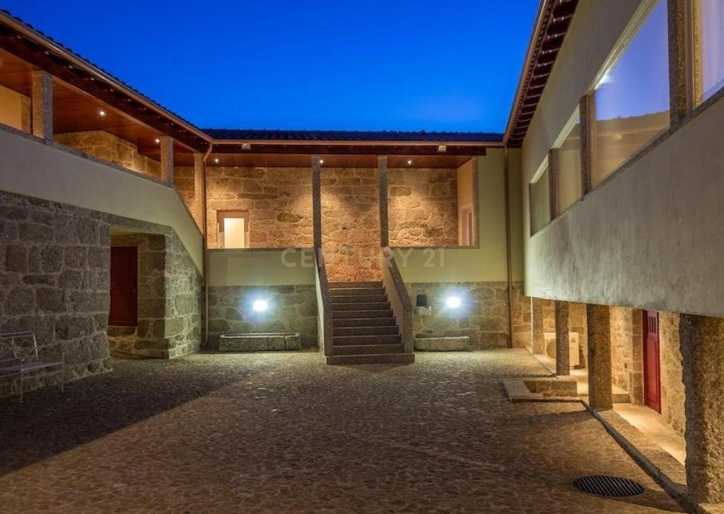 Quinta com Licença de Empreendimento Turístico - Póvoa de Lanhoso - Image 1