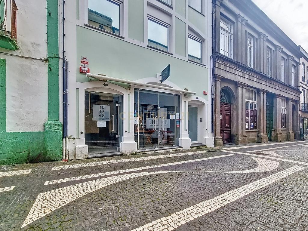 Espaço Comercial no Centro de Ponta Delgada - Image 1