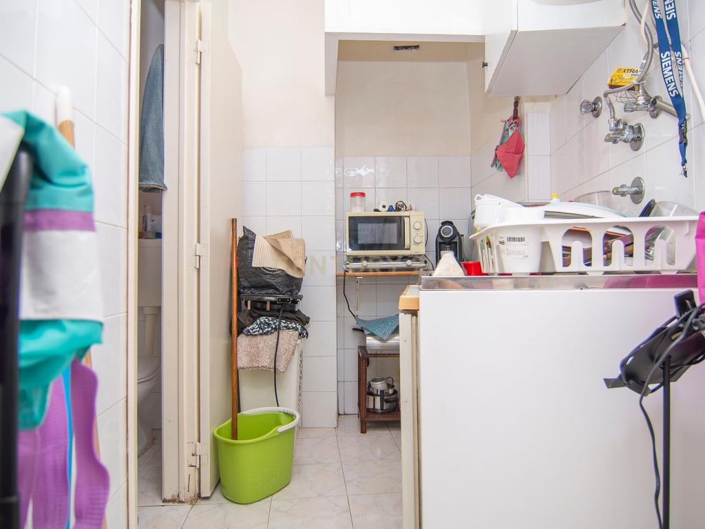 Apartamento T0 em Alfama, Lisboa – Investimento com Potencial e Rentabilidade Atrativa - Image 12