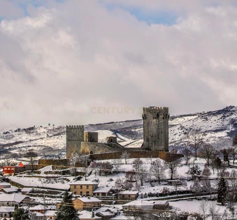 Imóvel com negócio em Montalegre. - Image 20