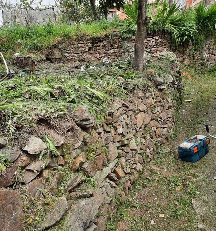 Casa Antiga em Coimbra para Recuperação com Boa Exposição Solar - Image 13