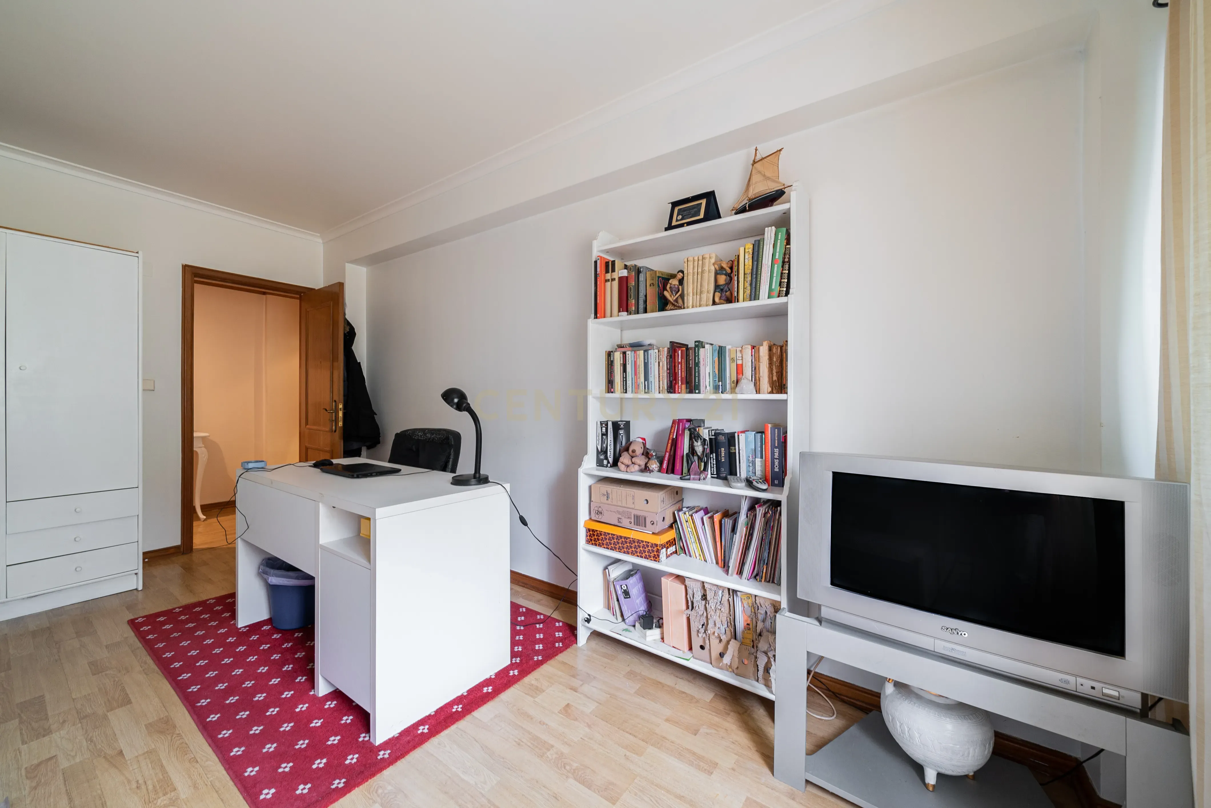 T3 com 140 m² e Arrecadação – Monte Abraão, Queluz - Image 19