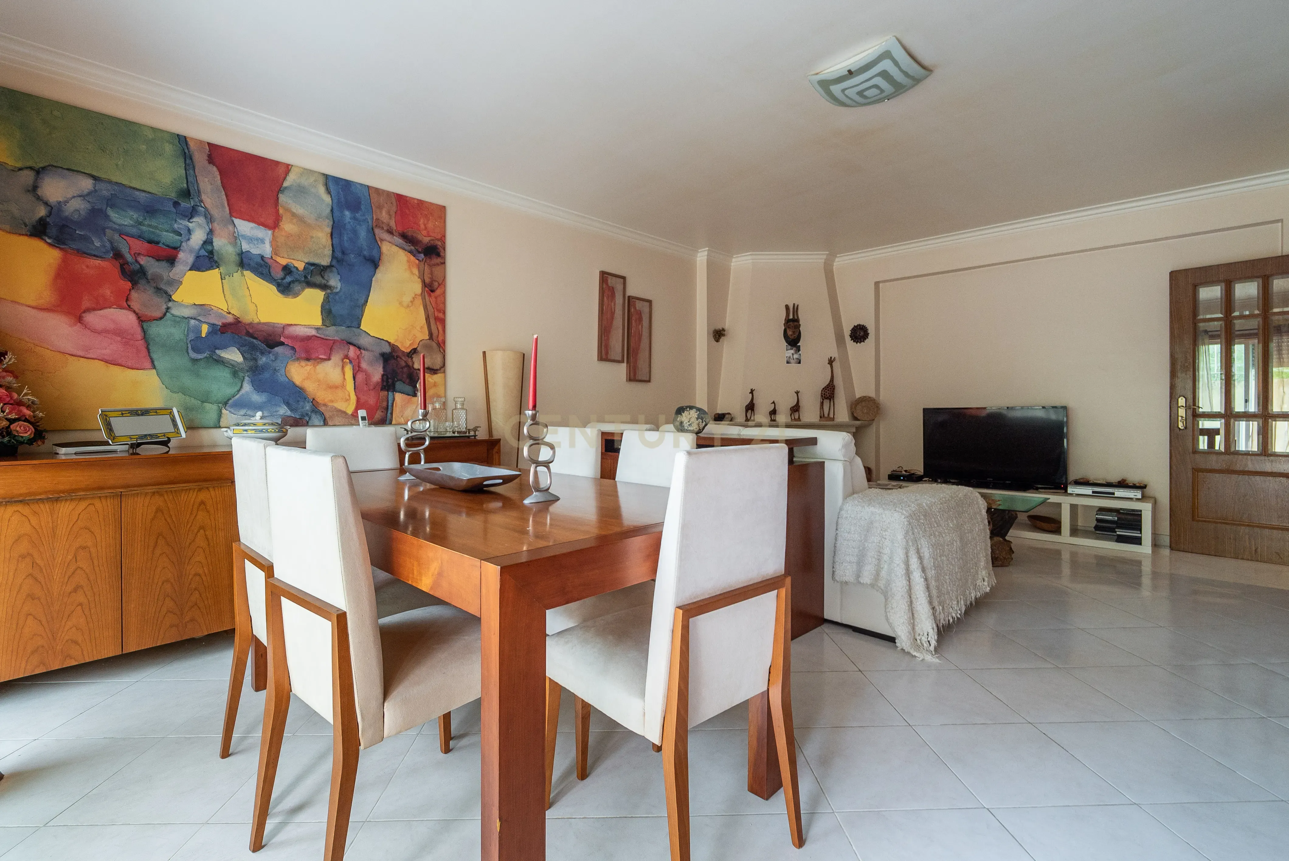 T3 com 140 m² e Arrecadação – Monte Abraão, Queluz - Image 10