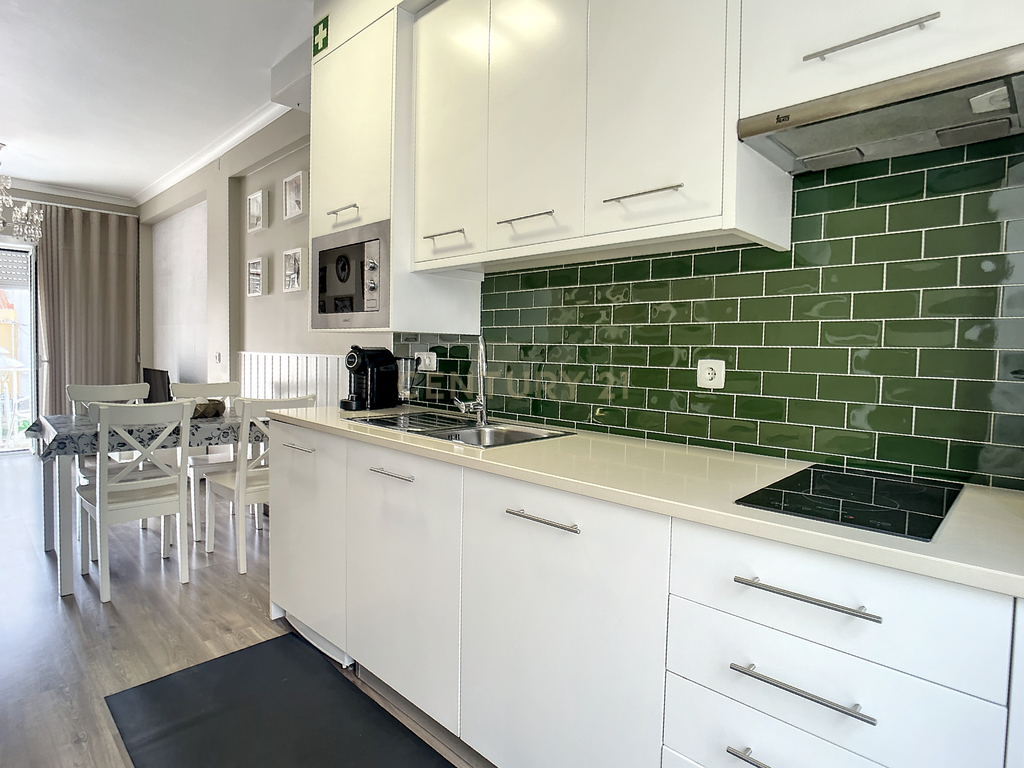 Predio na zona Histórica Duplex pertíssimo da Praia - Image 13