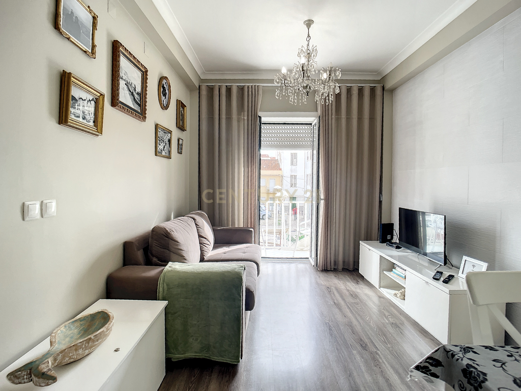 Predio na zona Histórica Duplex pertíssimo da Praia - Image 10