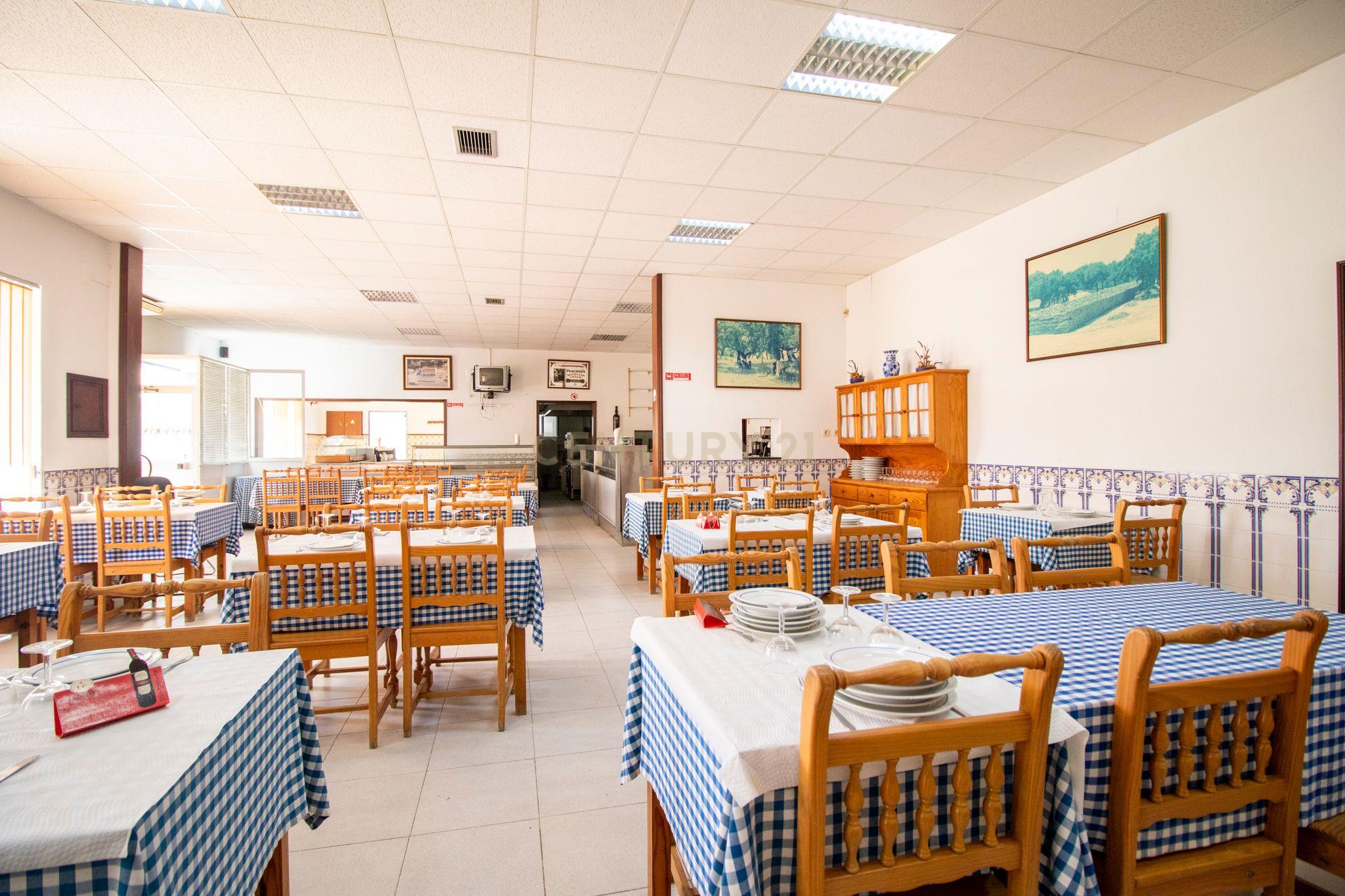 Quinta espetacular em Évora com 20 quartos - Image 36
