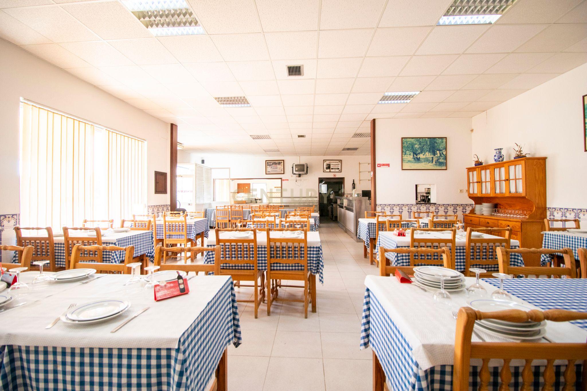 Quinta espetacular em Évora com 20 quartos - Image 38