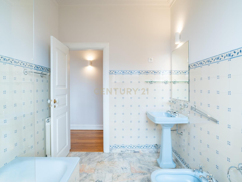 Casa Senhorial com 975 m2 em Amares, Braga - Image 42