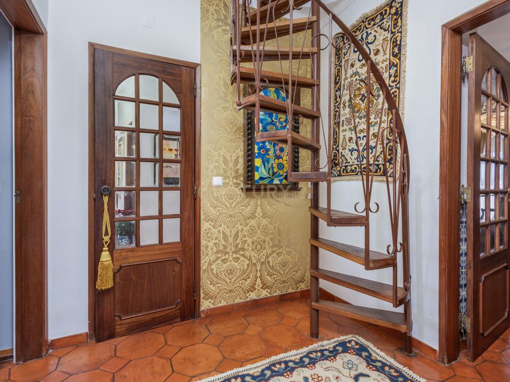 Apartamento T3 no centro do Montijo - Image 9