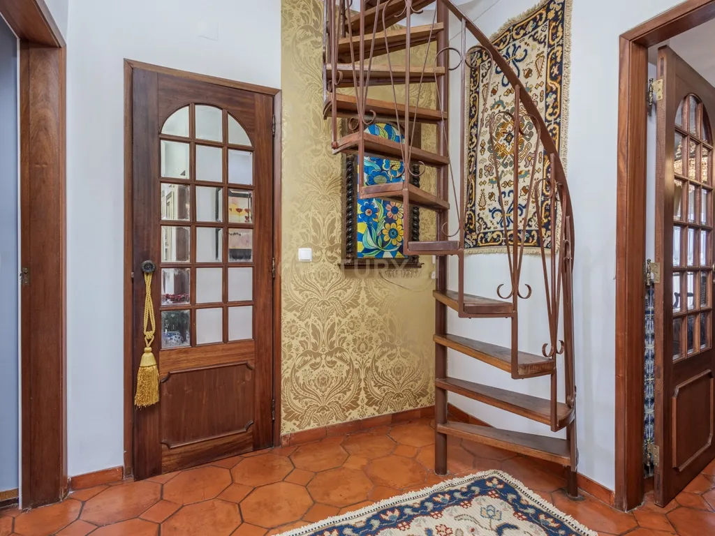 Apartamento T3 no centro do Montijo - Image 9