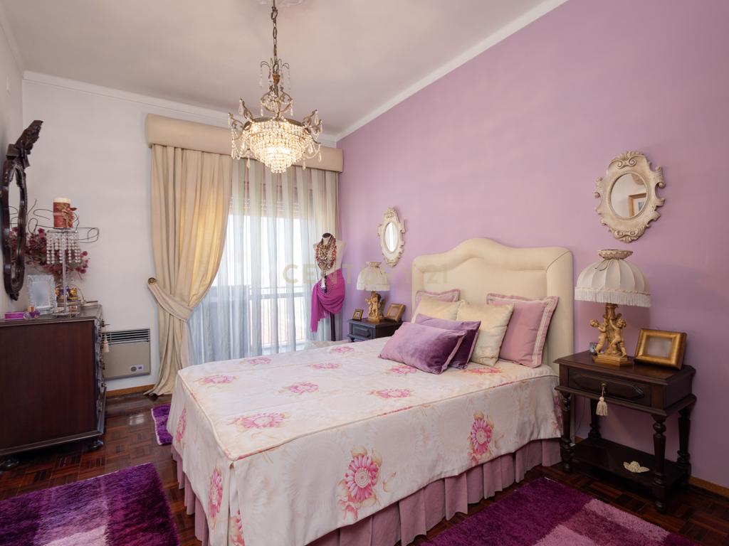 Apartamento T3 no centro do Montijo - Image 12