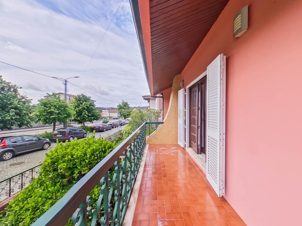 Moradia T3 em Valongo com jardim a 20 minutos do Porto - Image 10