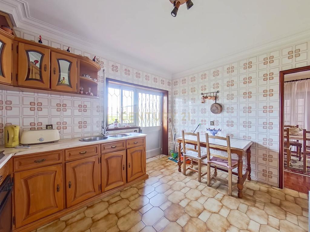 Moradia T3 em Valongo com jardim a 20 minutos do Porto - Image 13