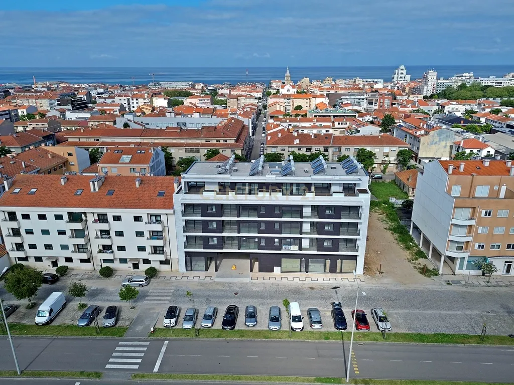 Loja com 86 m2 a estrear em novo empreendimento em Espinho. - Image 16