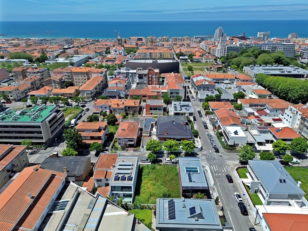 Terreno para construção de moradia no Centro de Espinho - Image 5