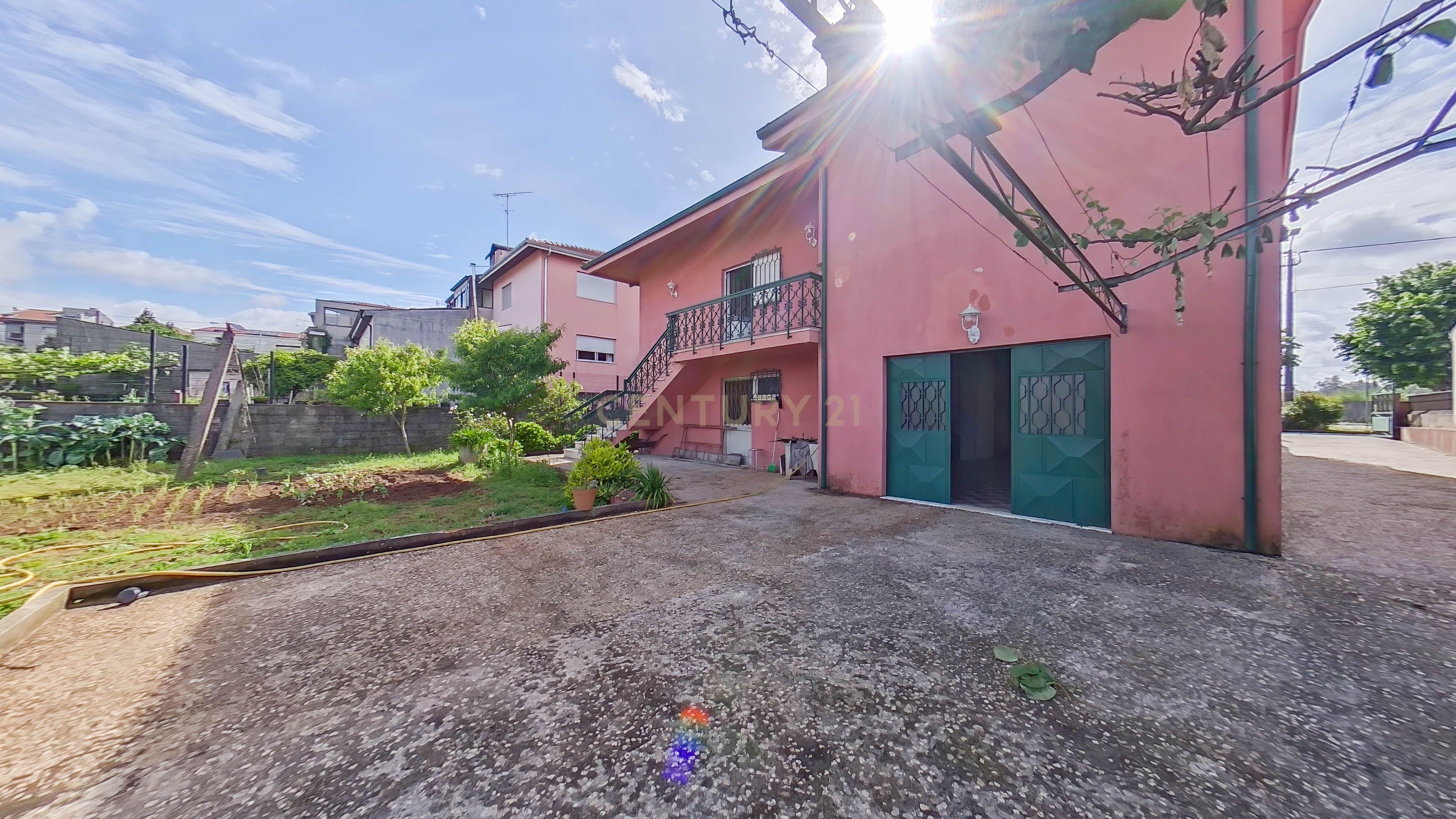 Moradia T3 em Valongo com jardim a 20 minutos do Porto - Image 30