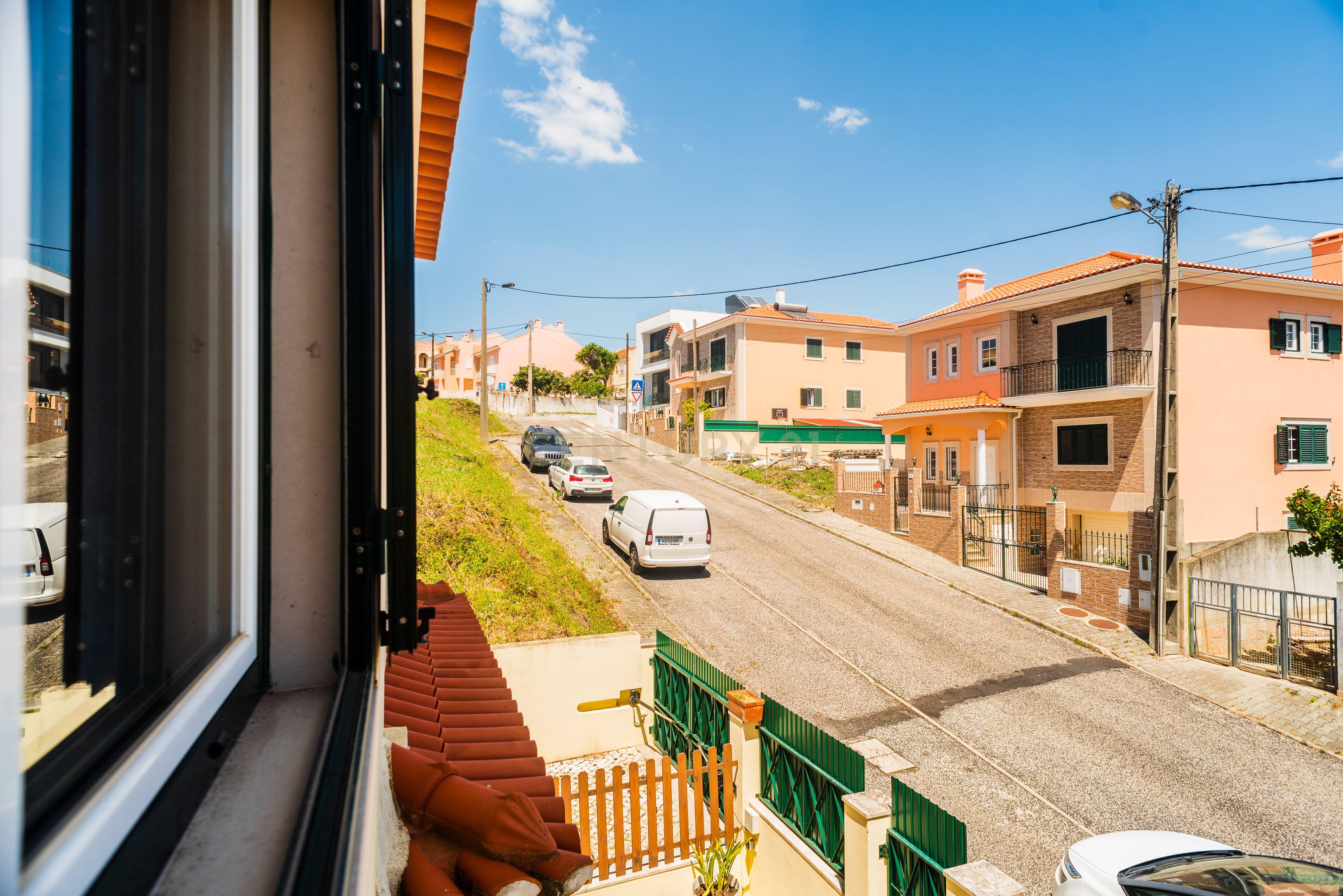 Moradia V3 Loures - Image 22