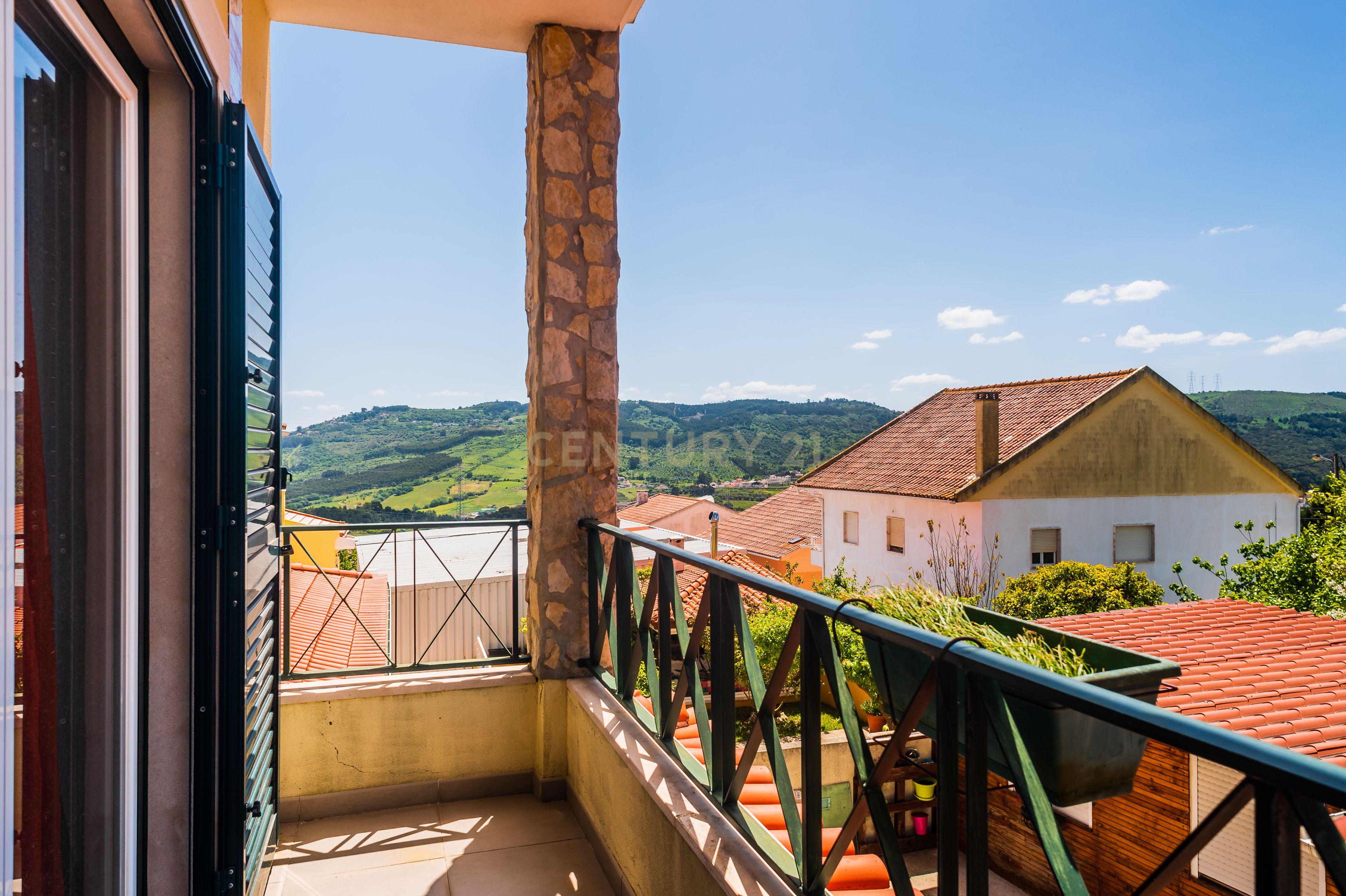 Moradia V3 Loures - Image 23