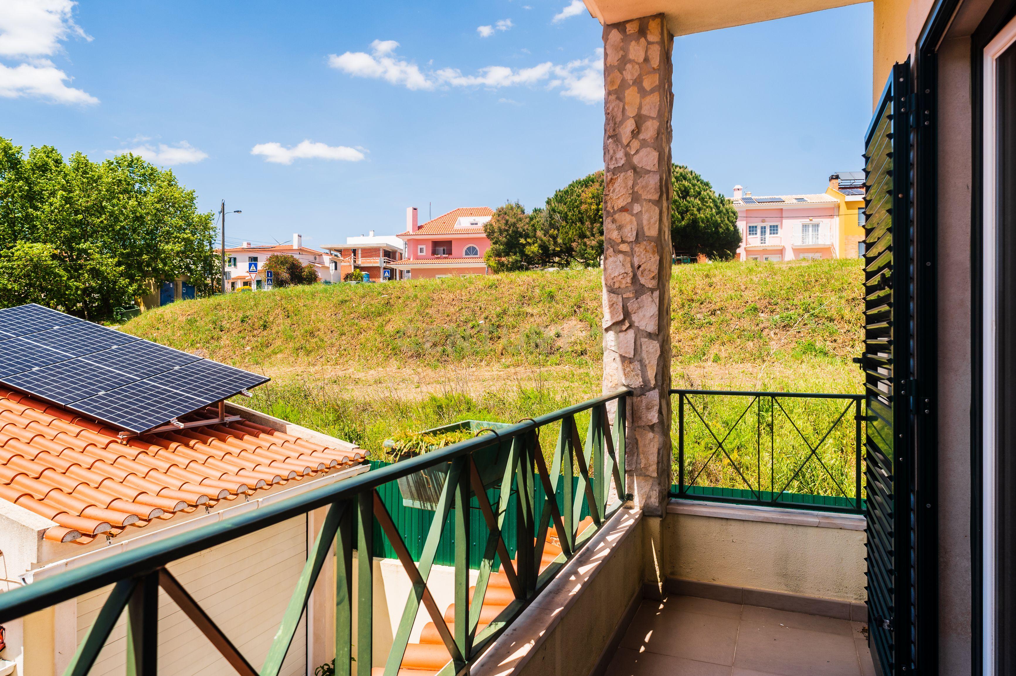 Moradia V3 Loures - Image 36