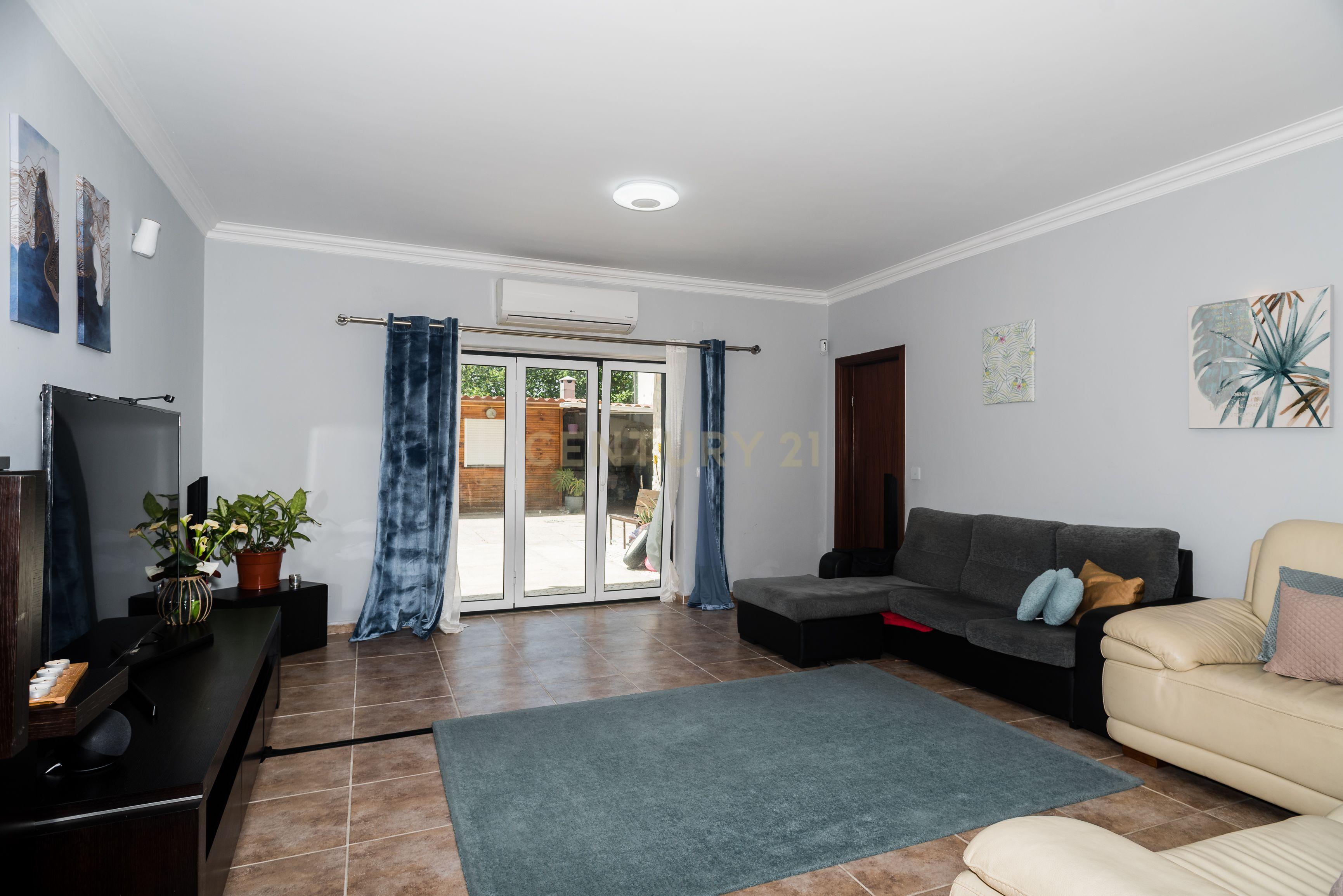 Moradia V3 Loures - Image 8