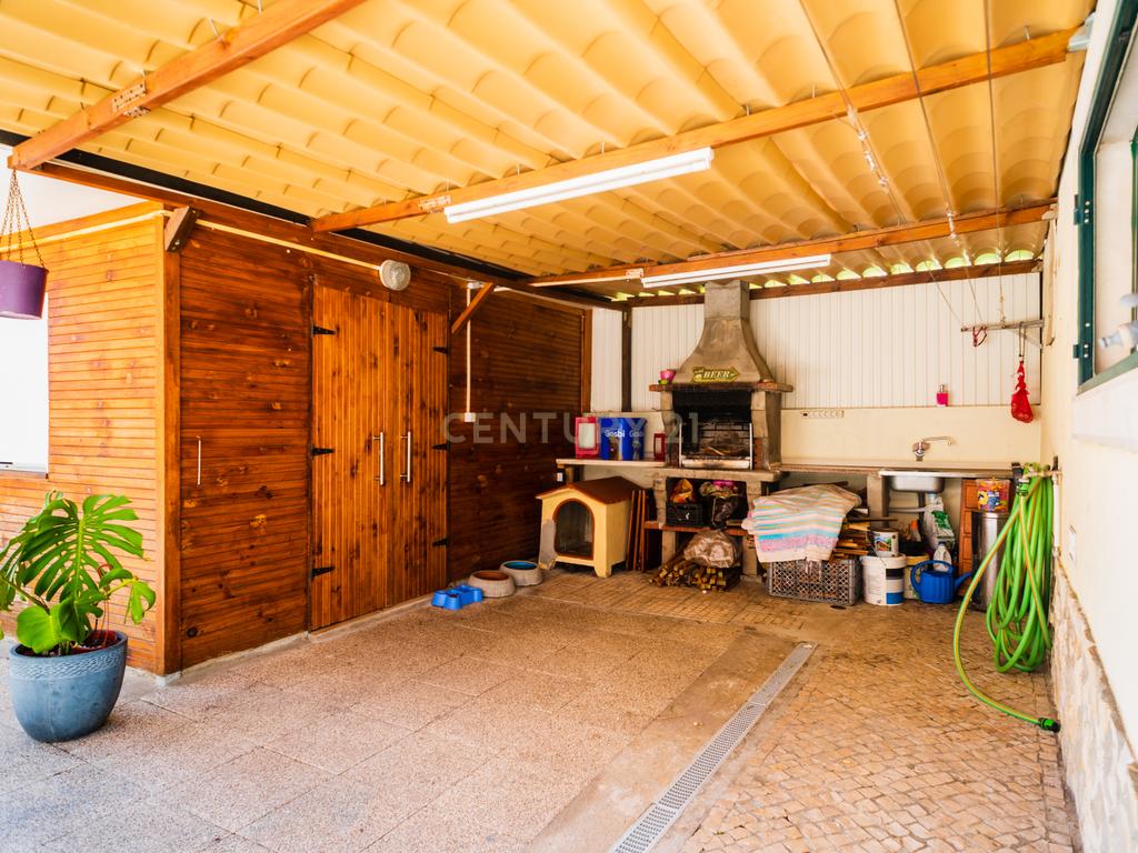 Moradia V3 Loures - Image 31