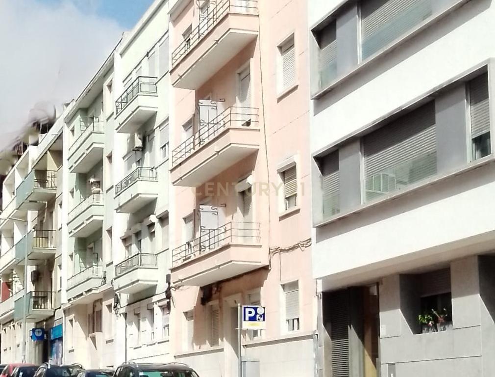 Prédio nas Avenidas Novas - Image 2