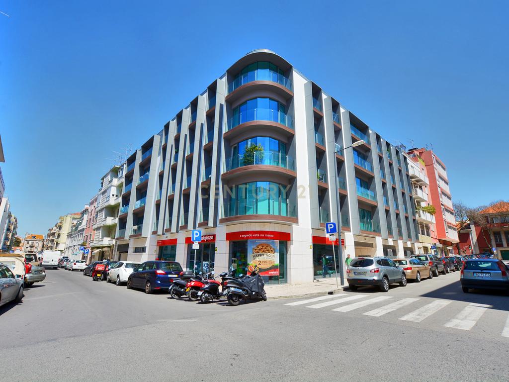 Apartamento T1 em Campo de Ourique, Rua Correia Teles - Image 2