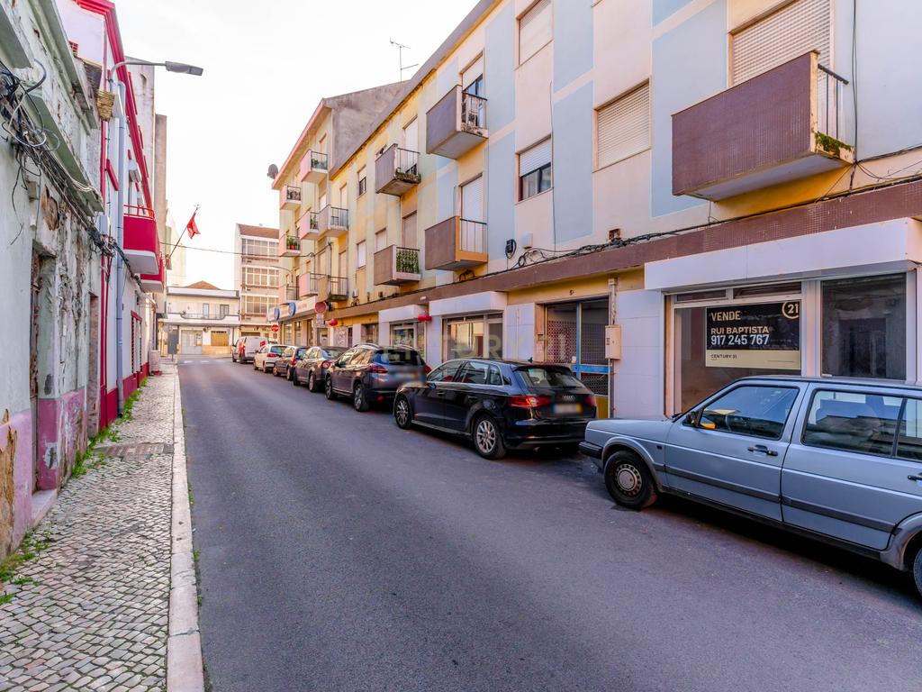 loja Armazém - Baixa da Banheira - Image 15