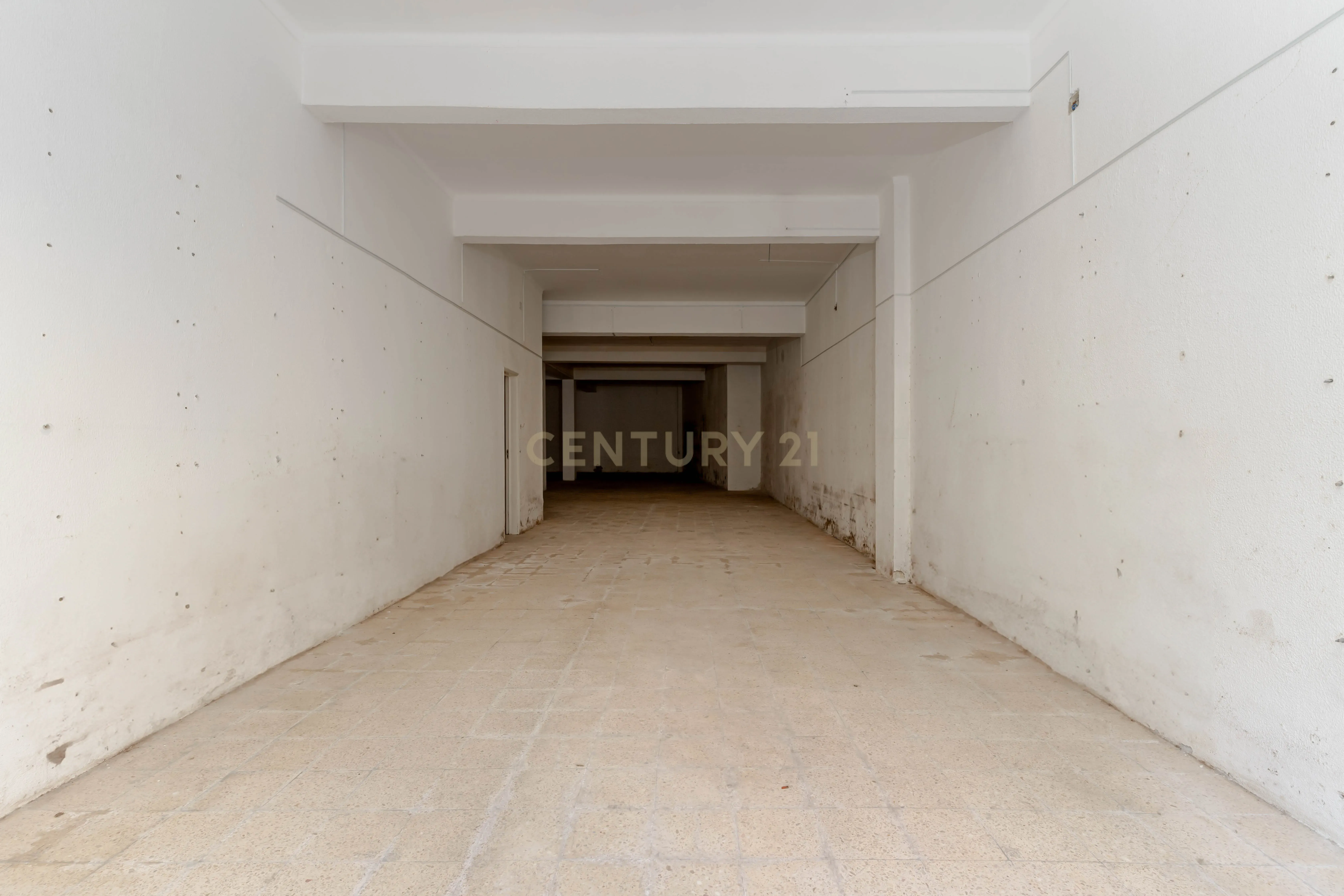 loja Armazém - Baixa da Banheira - Image 7