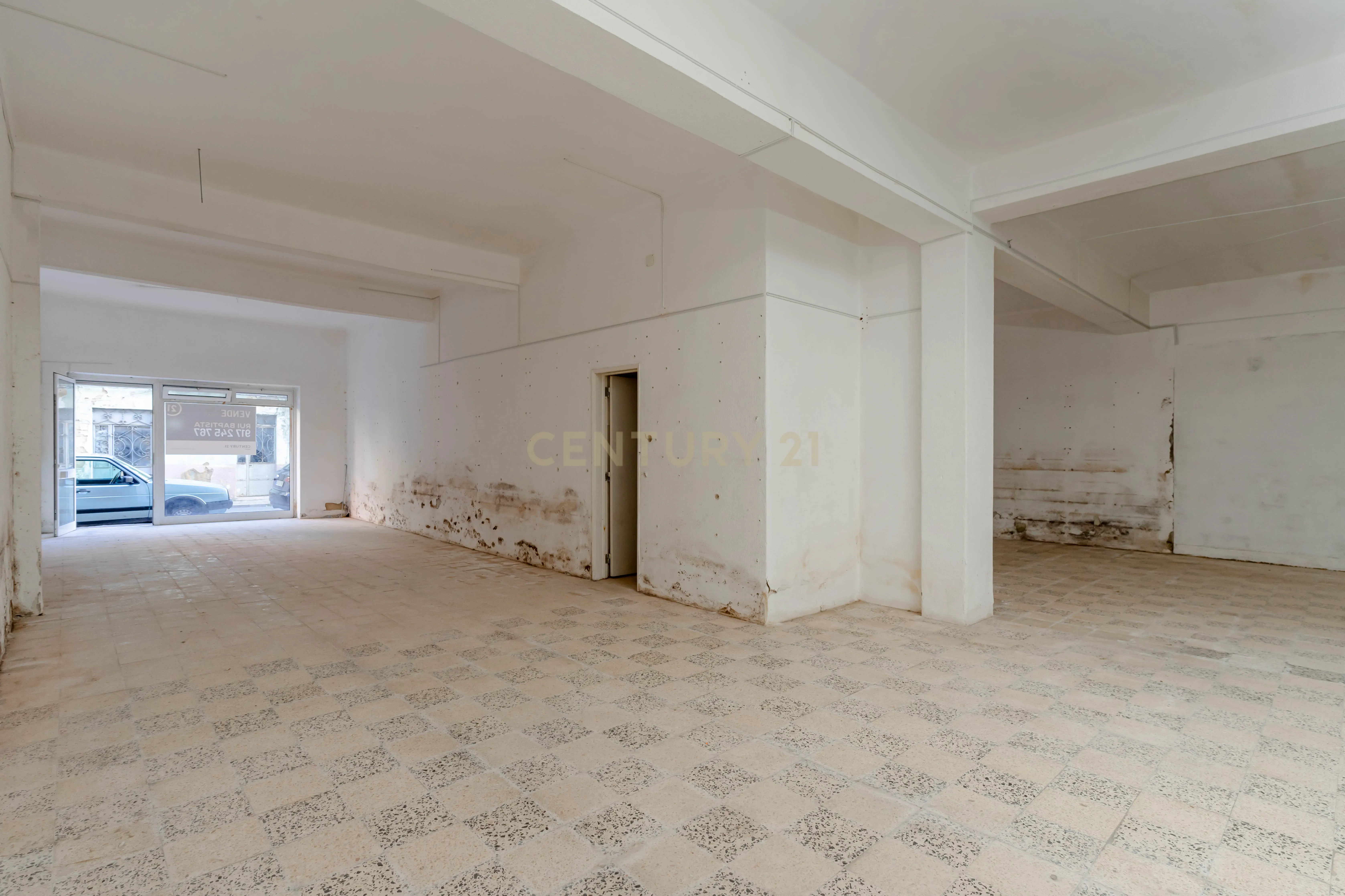 loja Armazém - Baixa da Banheira - Image 9