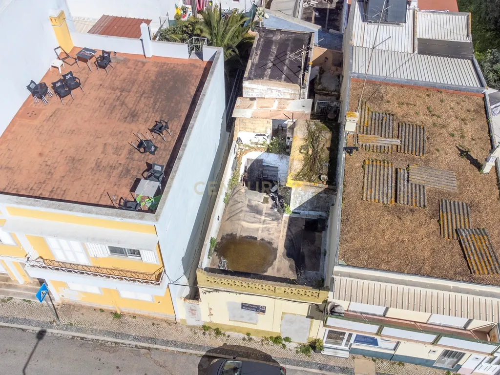 Moradia na Penha em Faro com Projeto Aprovado para reabilitação - Image 12