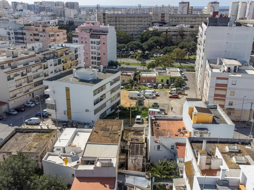Moradia na Penha em Faro com Projeto Aprovado para reabilitação - Image 8
