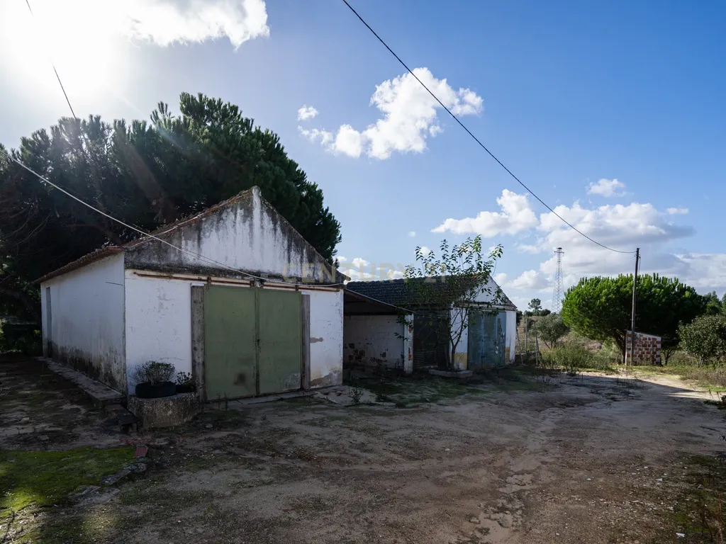 MORADIA C/ TERRENO 5 HA | FOROS DE ALMADA | PROJECTO APROVADO - Image 8