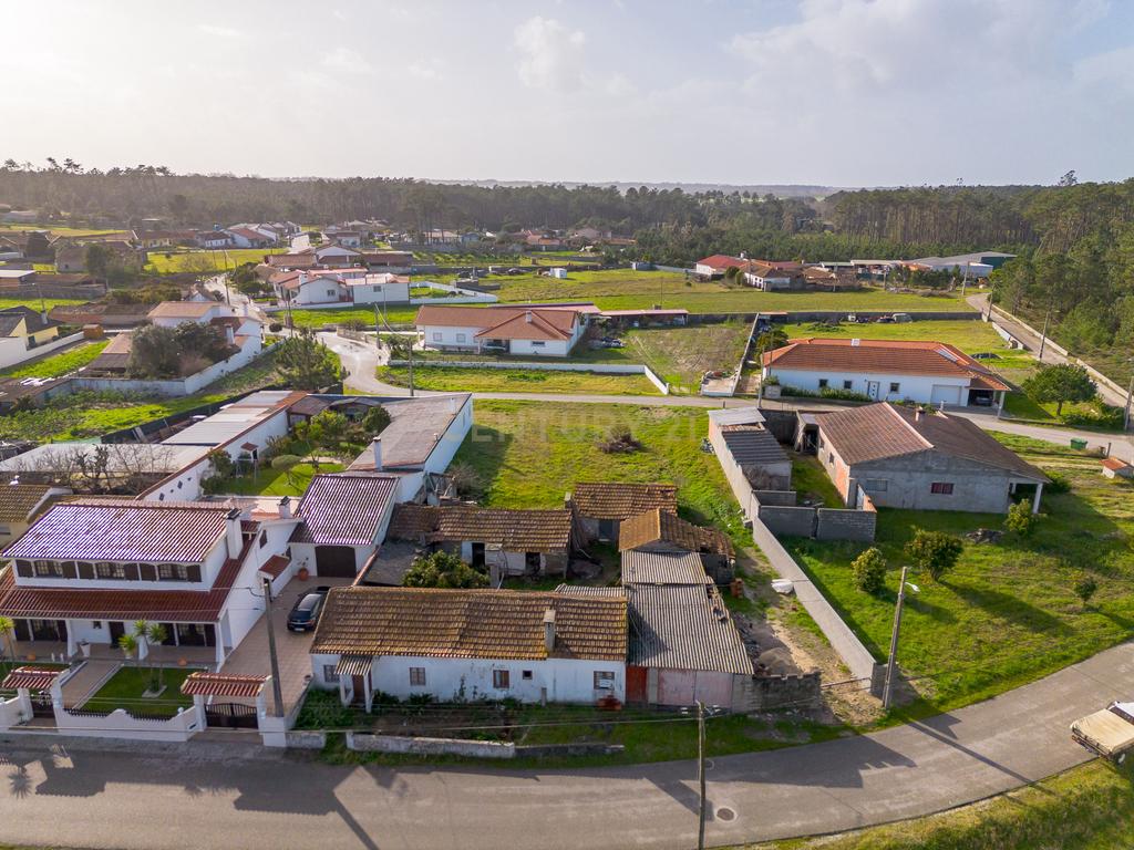 Moradia para reconstrução - Monte Redondo - Image 2