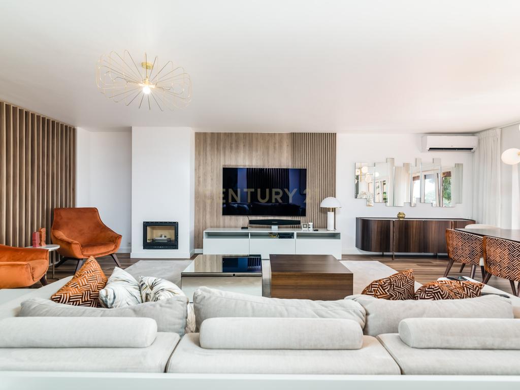 T3 Duplex Belas Clube de Campo - Image 1