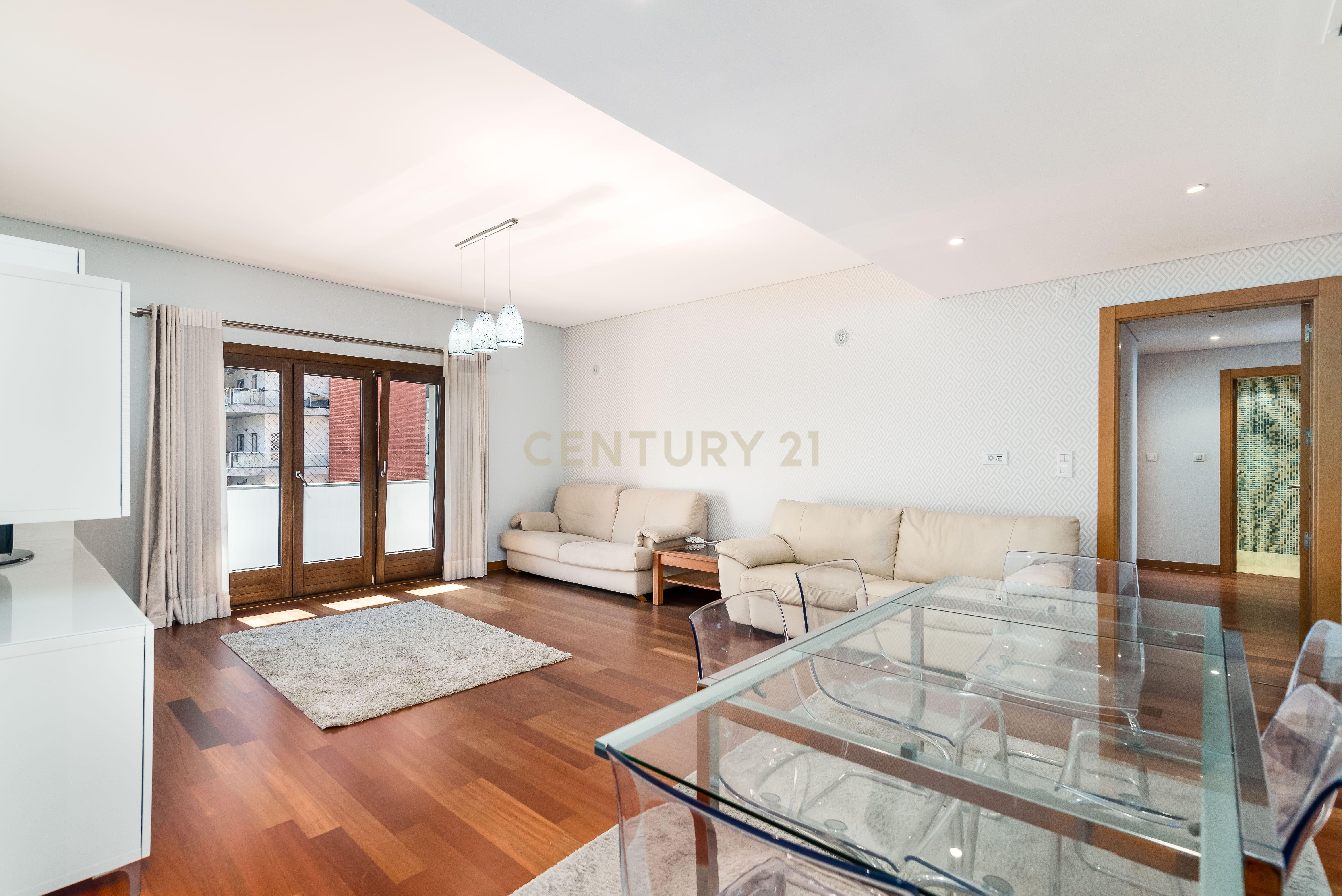 Fotografia 5 de T3 Mobilado e Equipado nas Colinas do Cruzeiro | Conforto, Exclusividade e Qualidade de Vida
