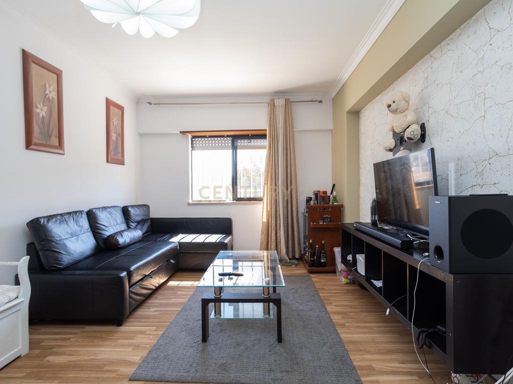 Apartamento T3  em Odivelas - Image 1