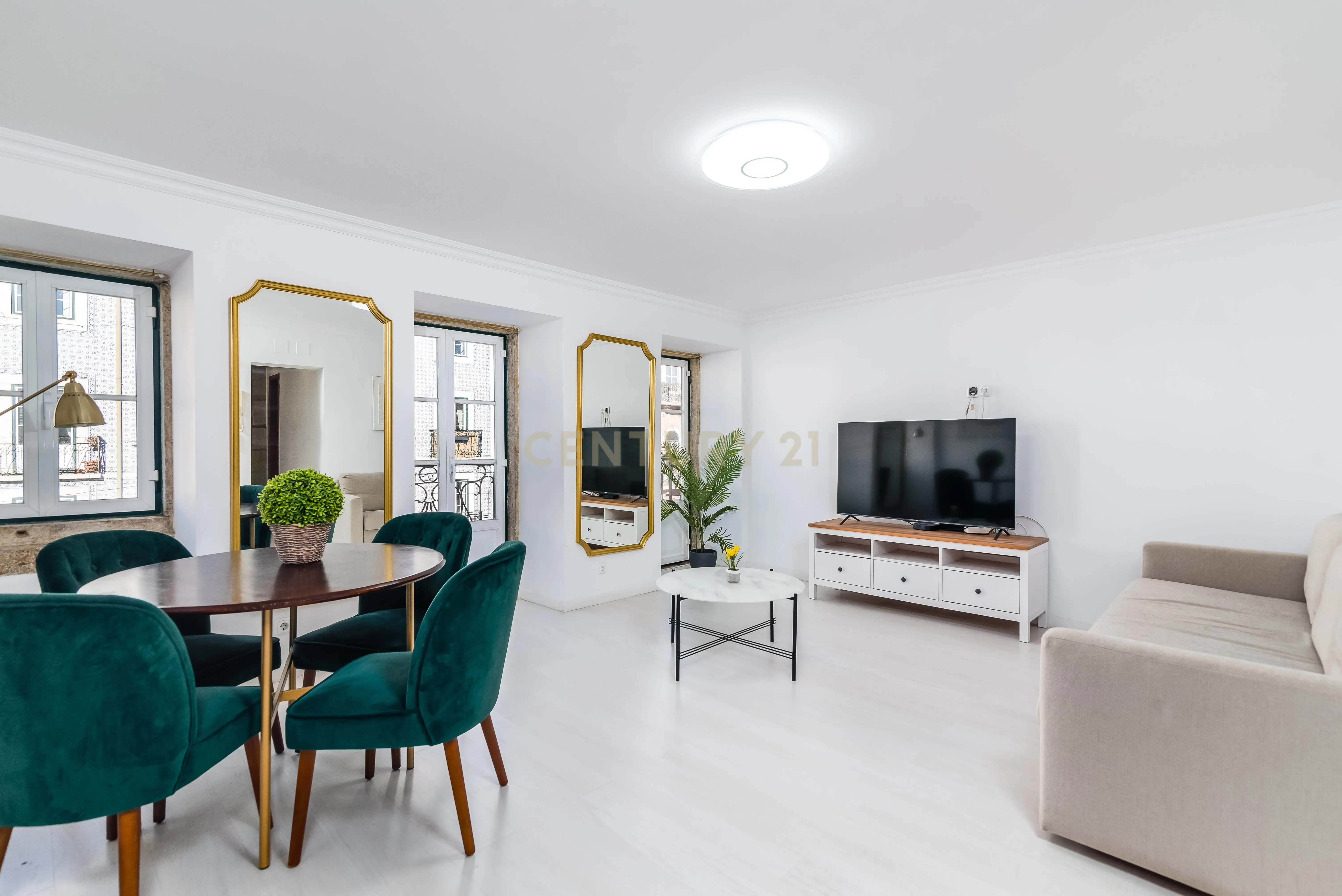 Acolhedor apartamento T2 no centro de Belém - Image 1