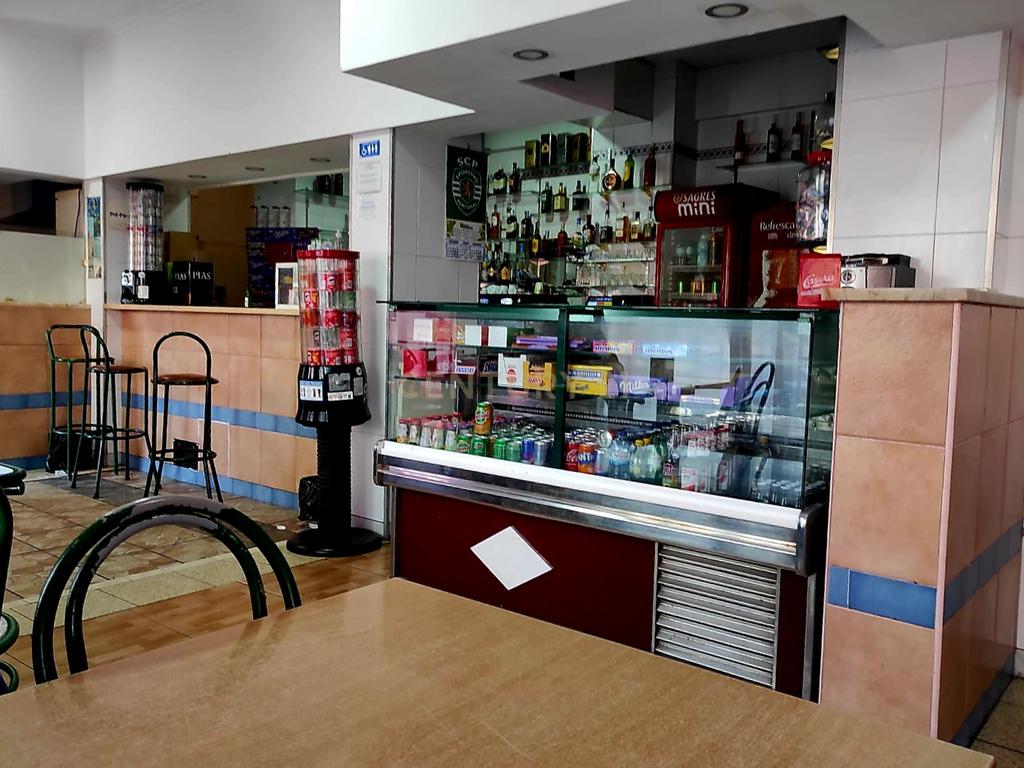 Espaço Comercial -Casal de Cambra, Sintra - Image 2