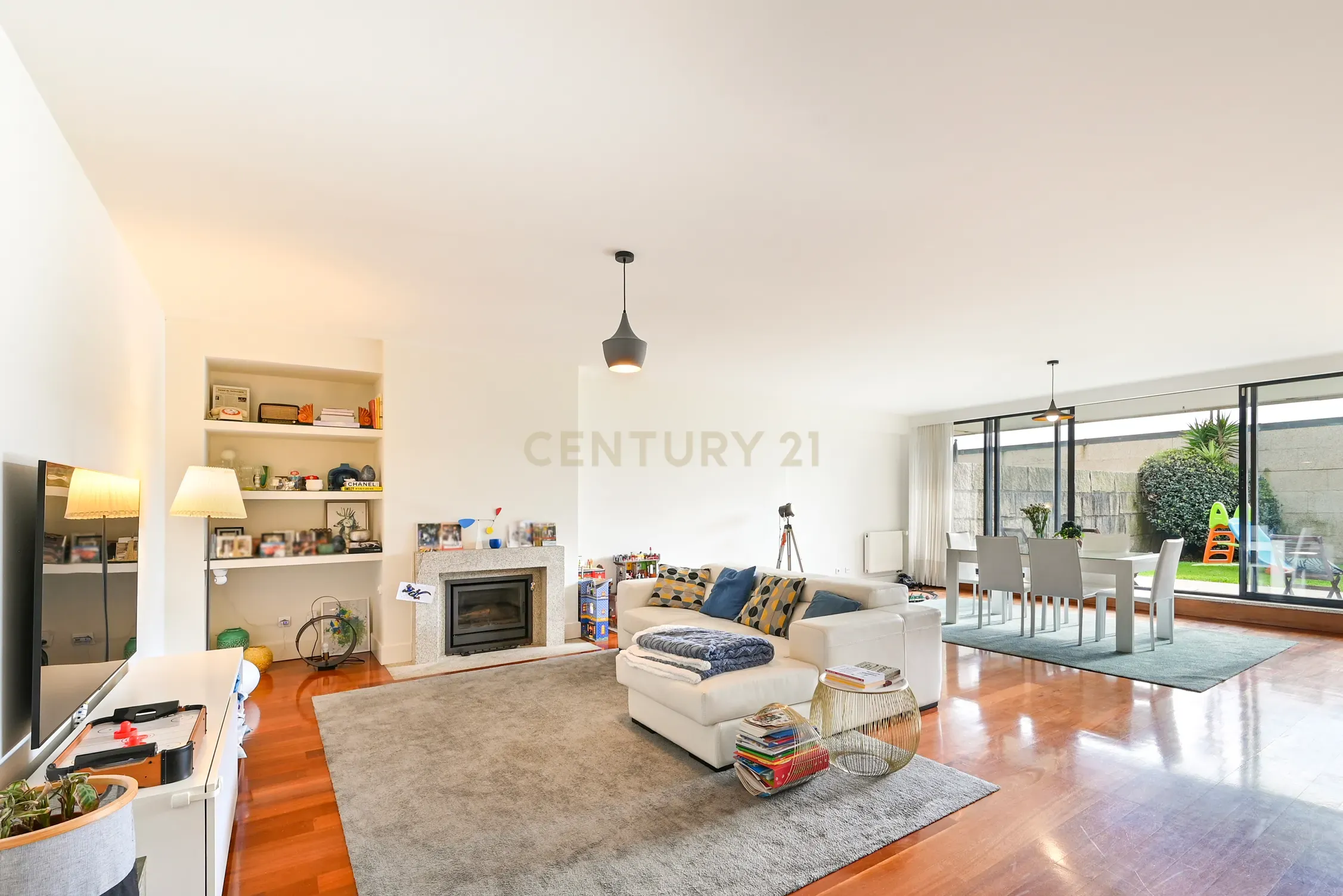 Apartamento T3 com terraço e jardim no Paço da Boa Nova - Image 30
