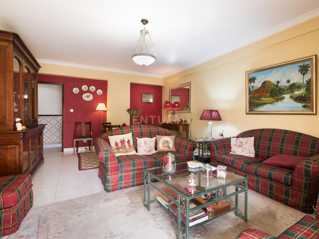 Oportunidade Unica - Apartamento T3 c/ garagem | Damaia de Cima - Image 3