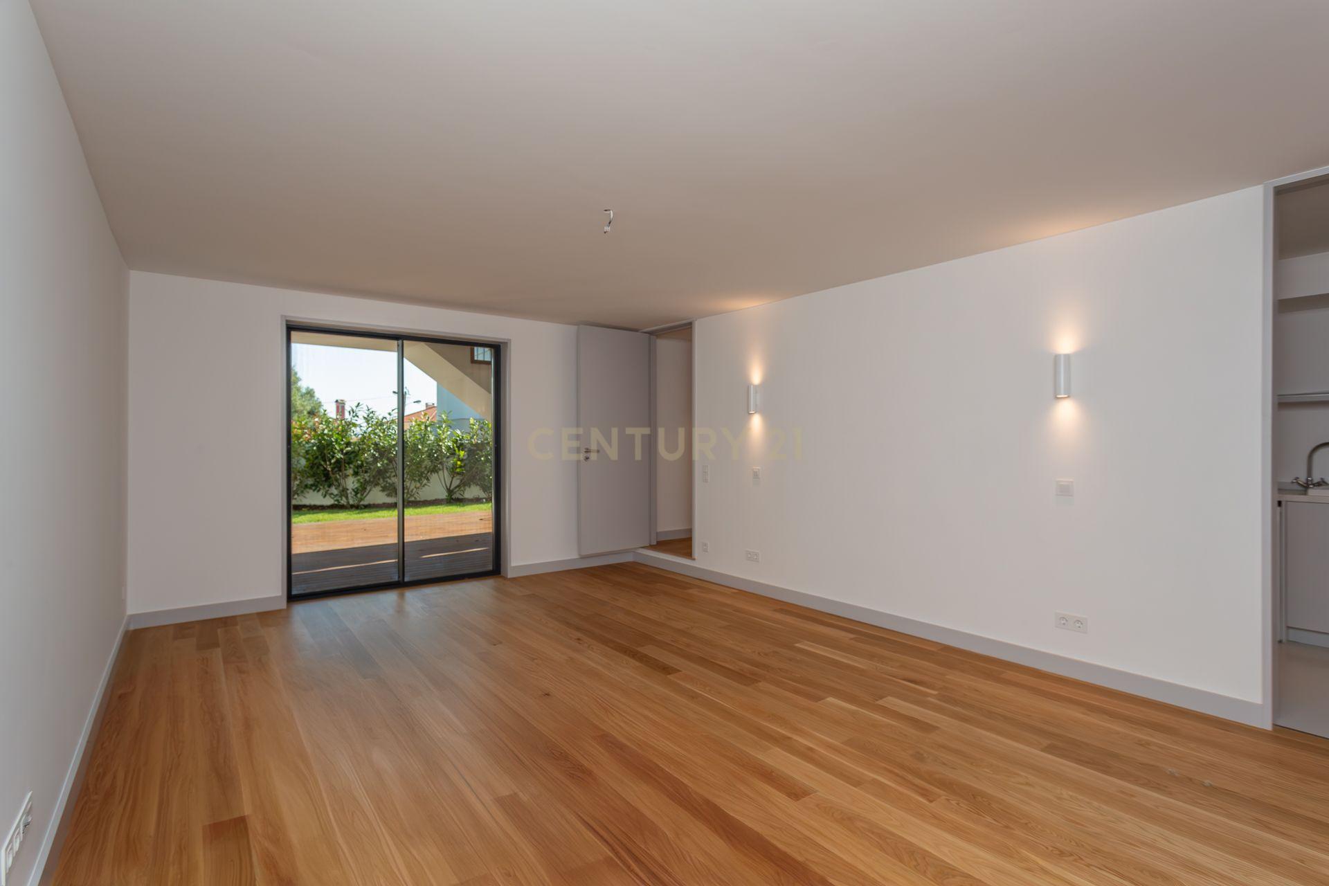 Moradia Construção Nova T3 + 2 com acabamentos Premium - Image 36