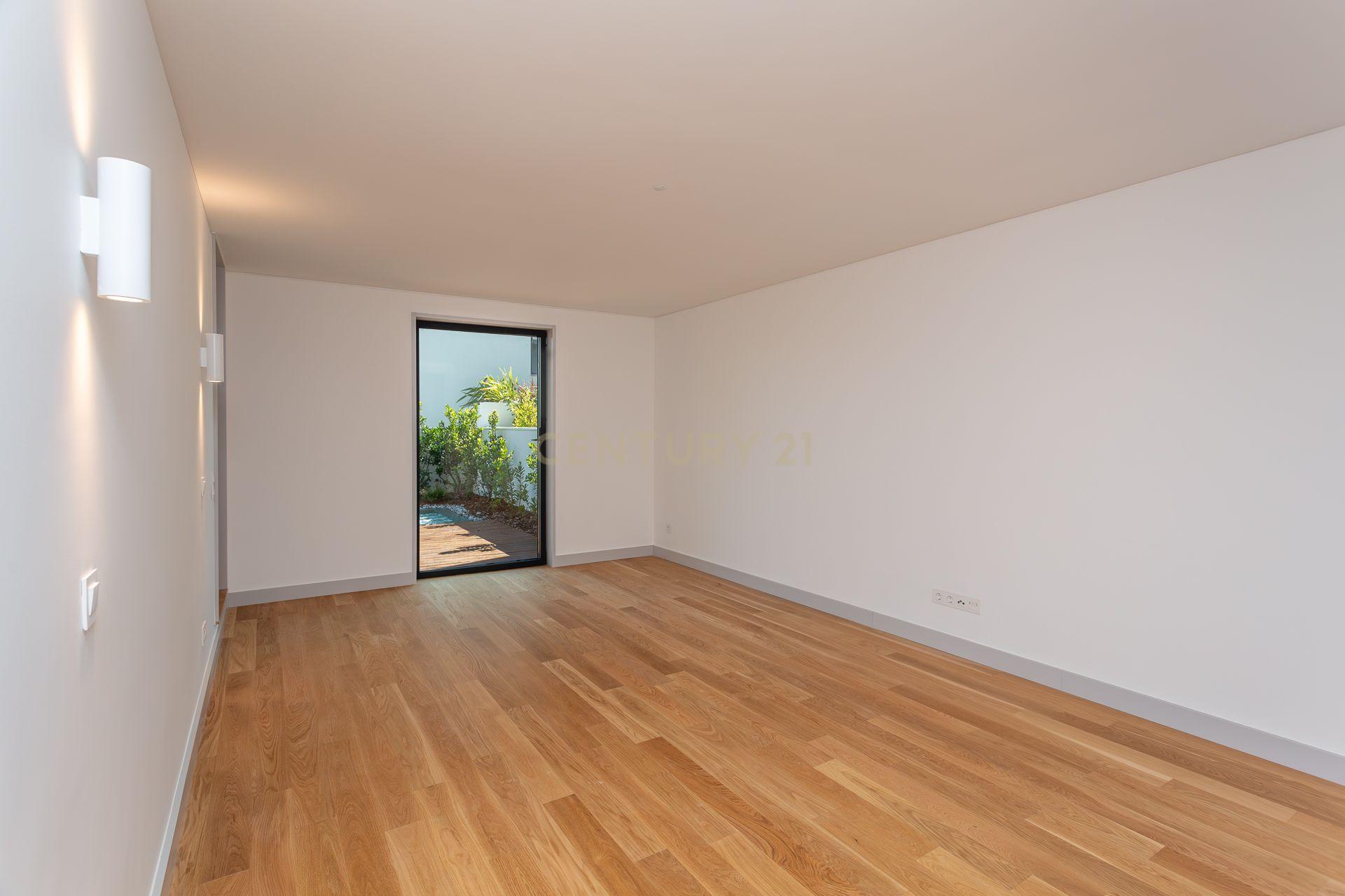 Moradia Construção Nova T3 + 2 com acabamentos Premium - Image 38