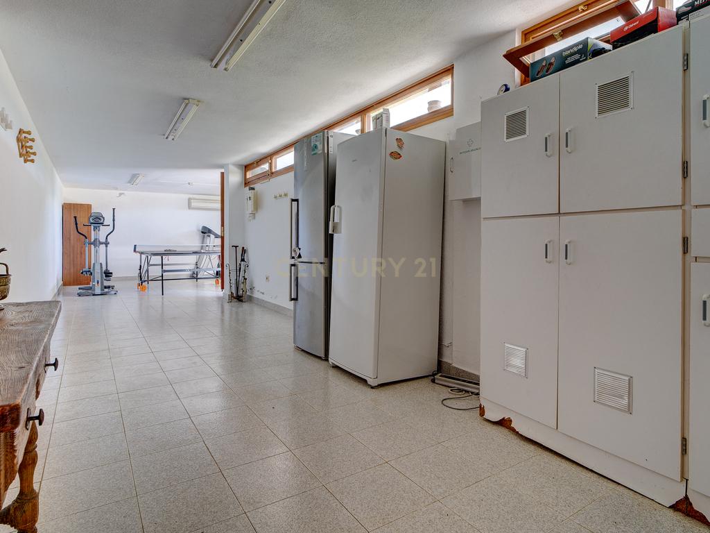 undefined - Image 12