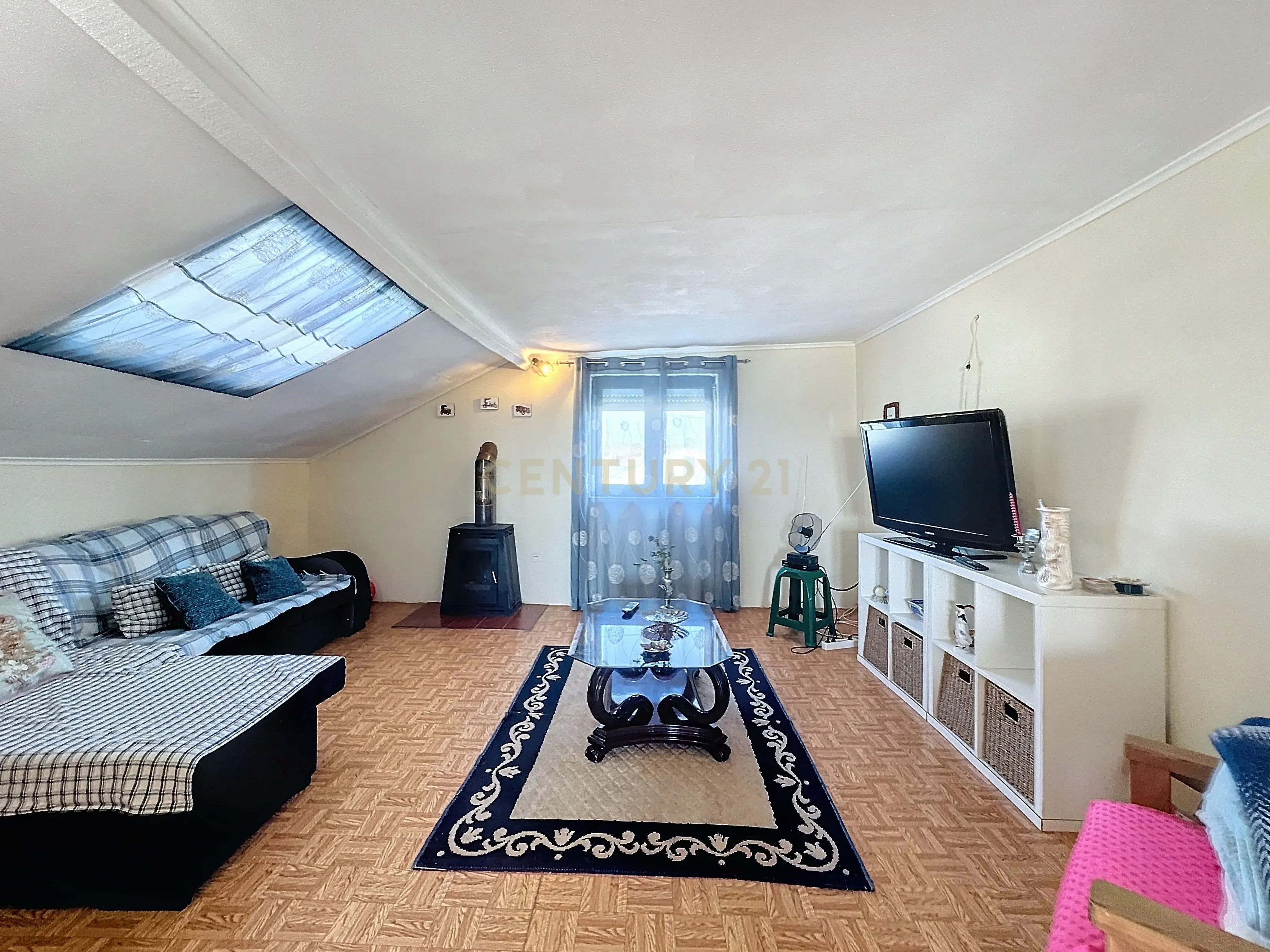 Moradia T3 + T2 + T2 , Com lindo Terreno em Sao Martinho do Porto - Image 16