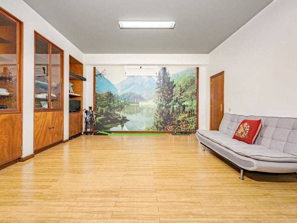 Fantástica moradia T4 no Funchal para quem procura um estilo de vida relaxante e de qualidade na ilha da Madeira.🏡 - Image 19
