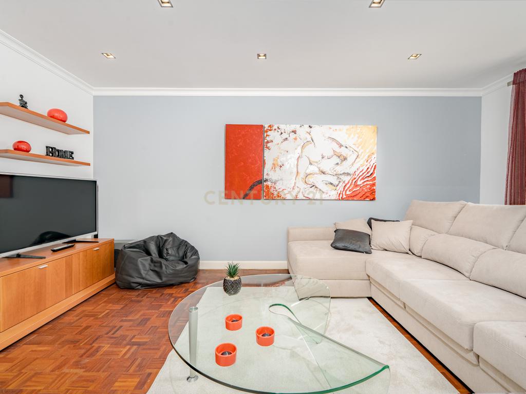 Apartamento T2 Mobilado e Equipado na Achada - Viva com Comodidade - Image 5