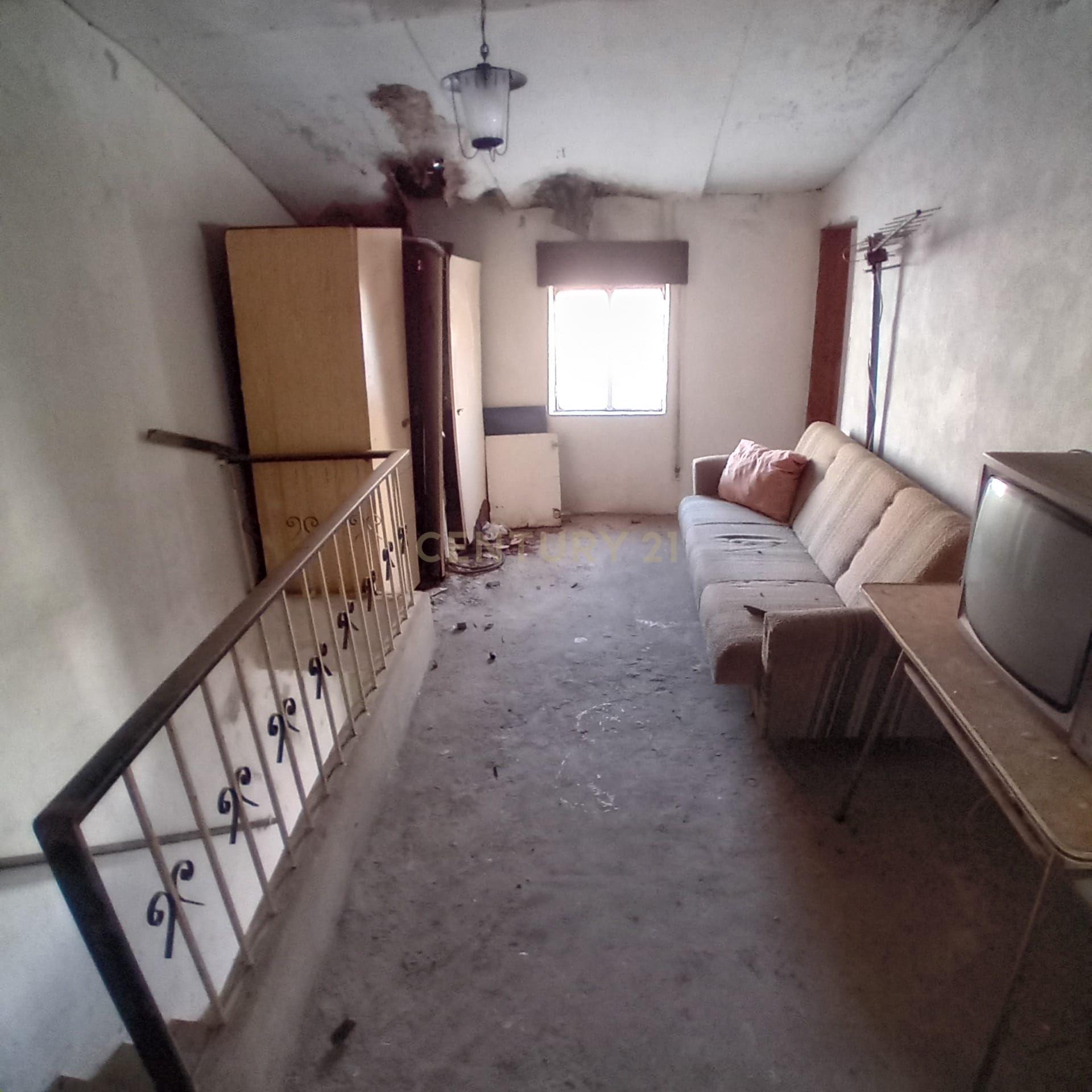 Moradia T3 para reconstrução em Verdelhos, Covilhã - Image 10